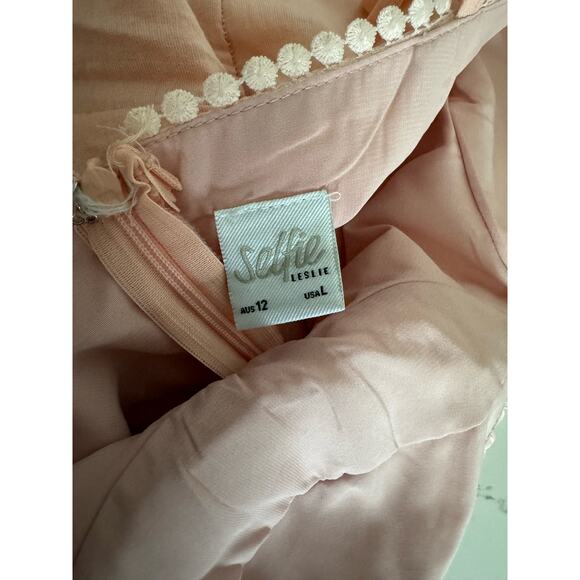 Selfie Leslie Babygirl Structured Bust Circle‎ Lace Trim Dress Pink Size Large - Picture 10 of 12